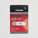 GZ08 - 04 Kingston Data Traveler 64GB Portable and Lightweight USB-C flashdrive