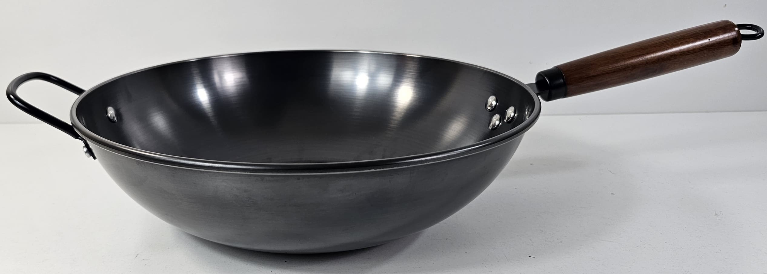 p14 (1) (1) YW22-02 - 34CM NON-STICK WOODEN HANDLE LOW-CARBON NUTRITION WOK - Image 1